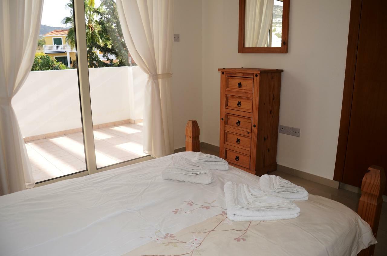 Top Floor, 2 Bedroom Apartment Vanessa D204, Free Wifi, Village View Pegeia Quarto foto