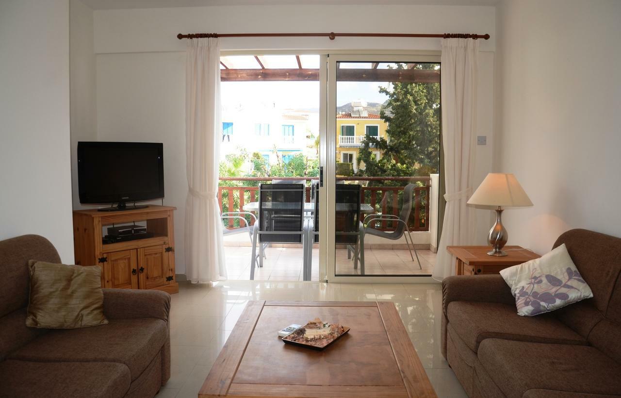 Top Floor, 2 Bedroom Apartment Vanessa D204, Free Wifi, Village View Pegeia Quarto foto